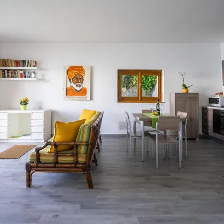 Holiday home Tramonto - Sea116-1 By Interhome