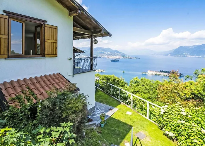 Holiday home Ca' Delle Isole By Interhome Stresa